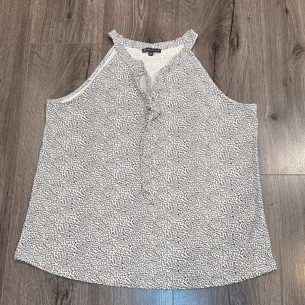 Adrianna Papell Black and White Sleeveless Front Tie Chic Stylish Blouse
